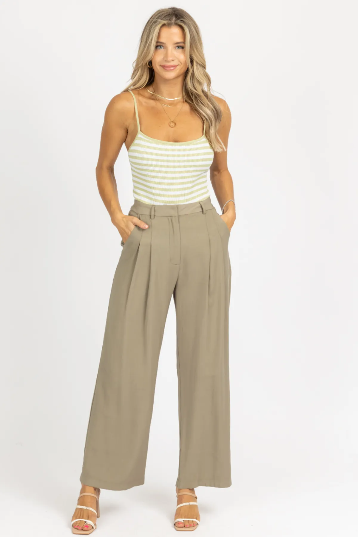 OLIVE PINTUCK PLEATED TROUSER