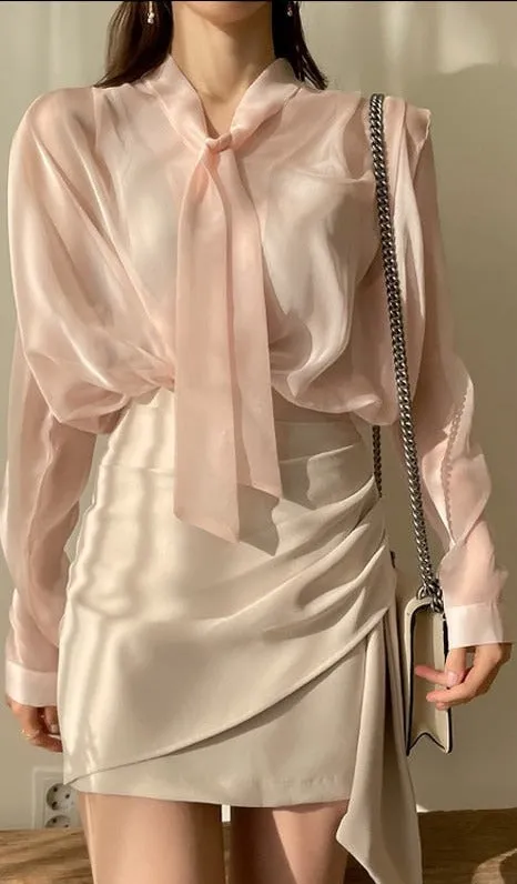 Wenkouban Graduation Gifts 2023 New Summer Long Sleeve Blouse Fashion V-neck Chiffon Blouse Women Tops Lace-up Sunscreen Blouses Bow Clothes Blusas