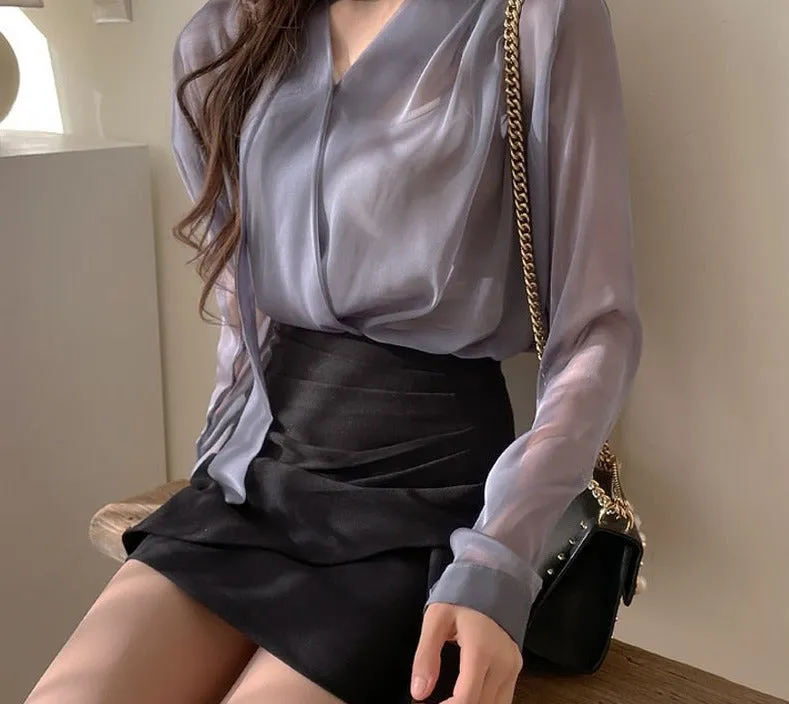 Wenkouban Graduation Gifts 2023 New Summer Long Sleeve Blouse Fashion V-neck Chiffon Blouse Women Tops Lace-up Sunscreen Blouses Bow Clothes Blusas